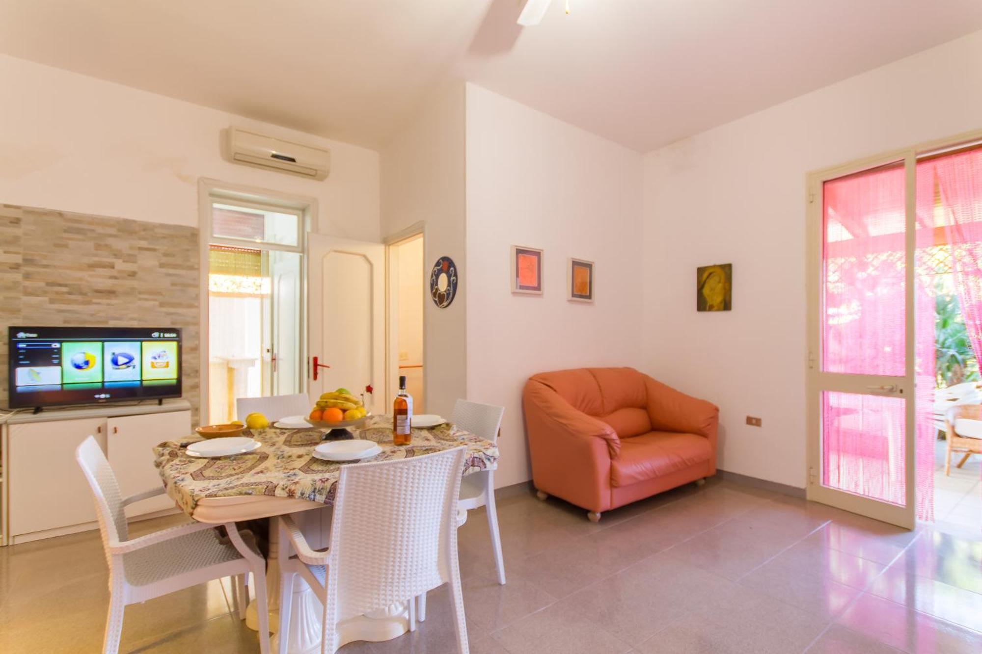 Villetta Rossa With Garden - Happy Rentals Melendugno Exterior photo