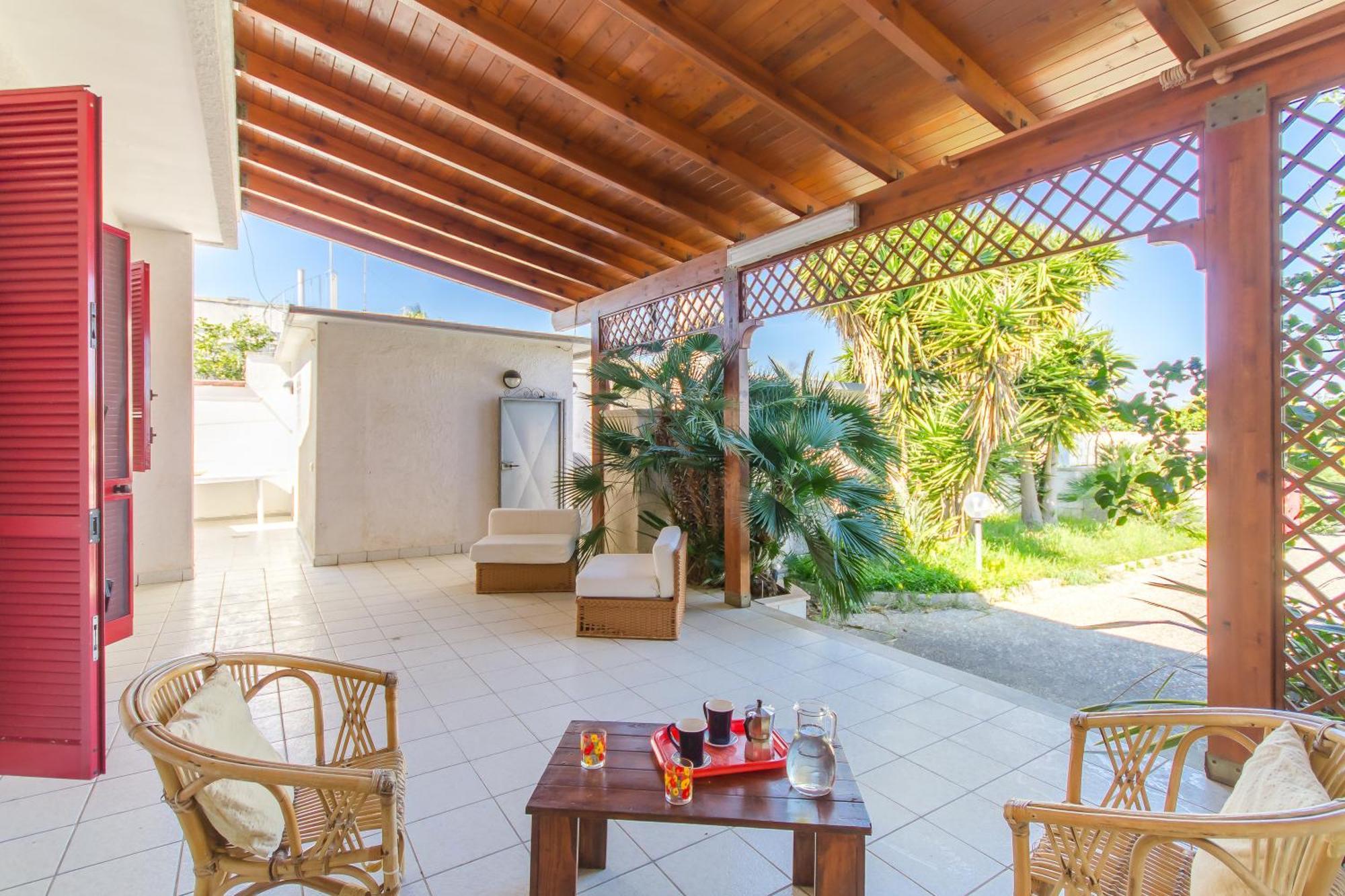 Villetta Rossa With Garden - Happy Rentals Melendugno Exterior photo
